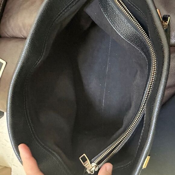 Louis Vuitton Brown and Black Shoulder Bag - Picture 11 of 16